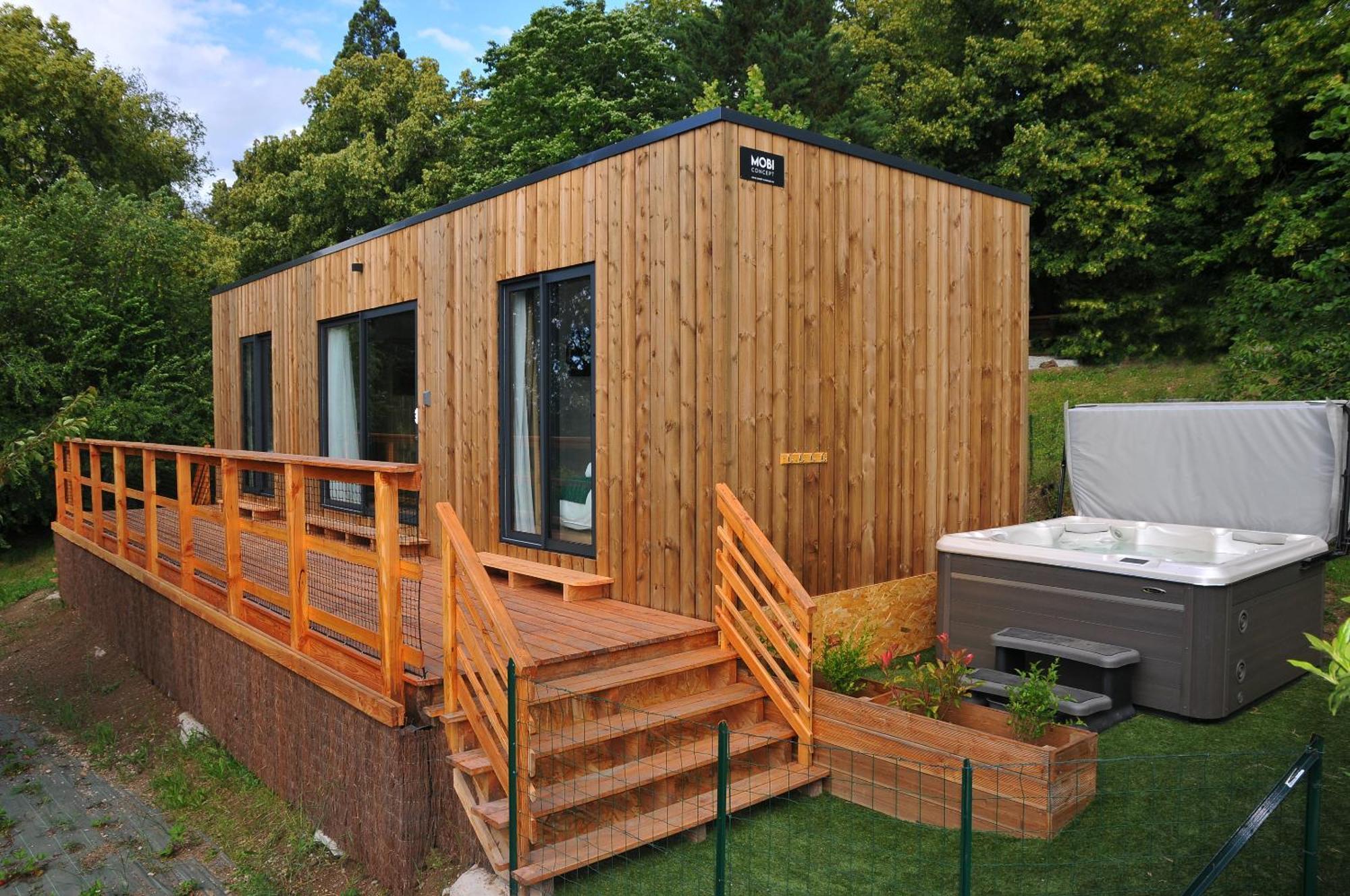 Lodges Arverne Vic-le-Comte Екстериор снимка