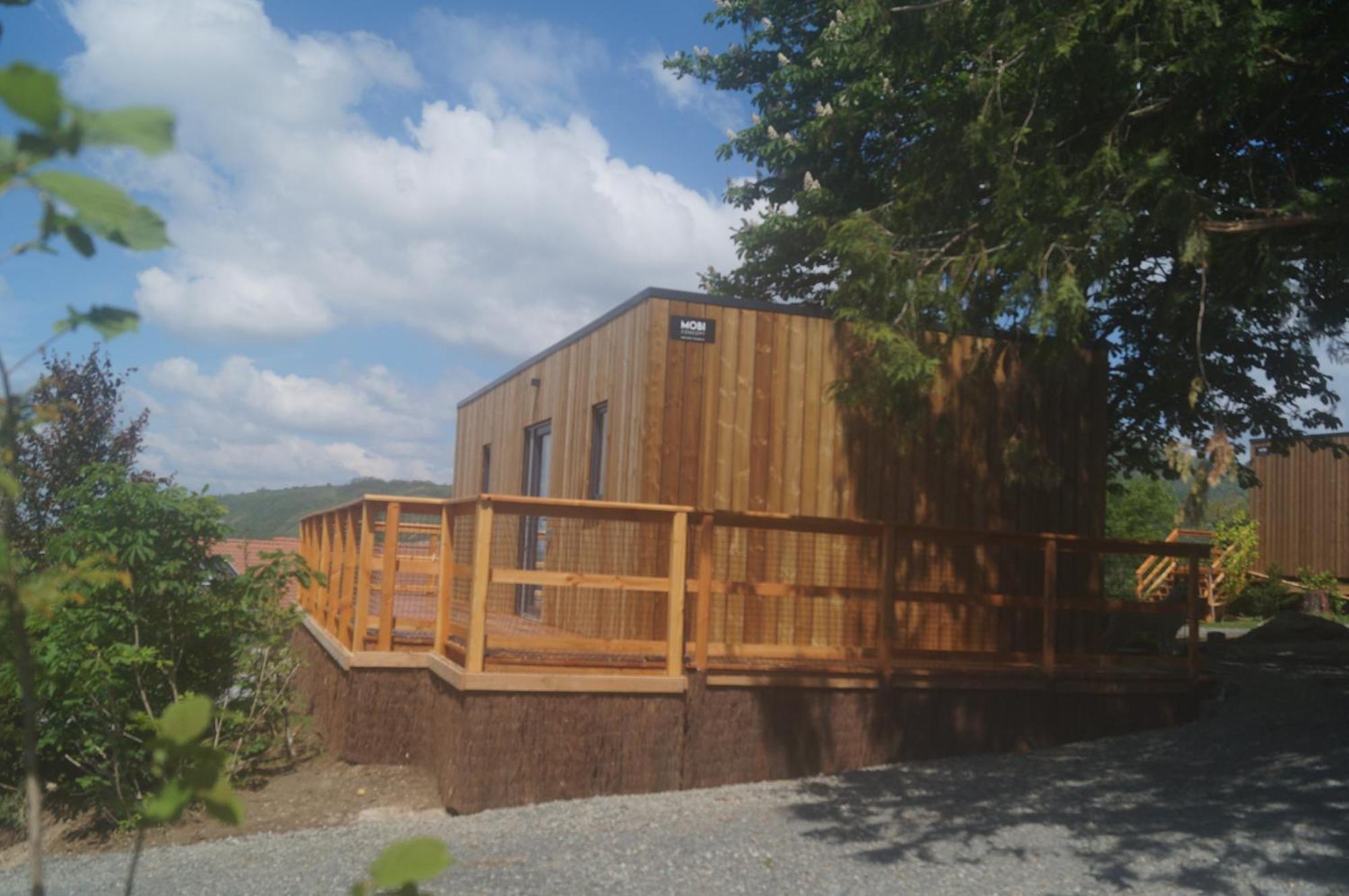 Lodges Arverne Vic-le-Comte Екстериор снимка