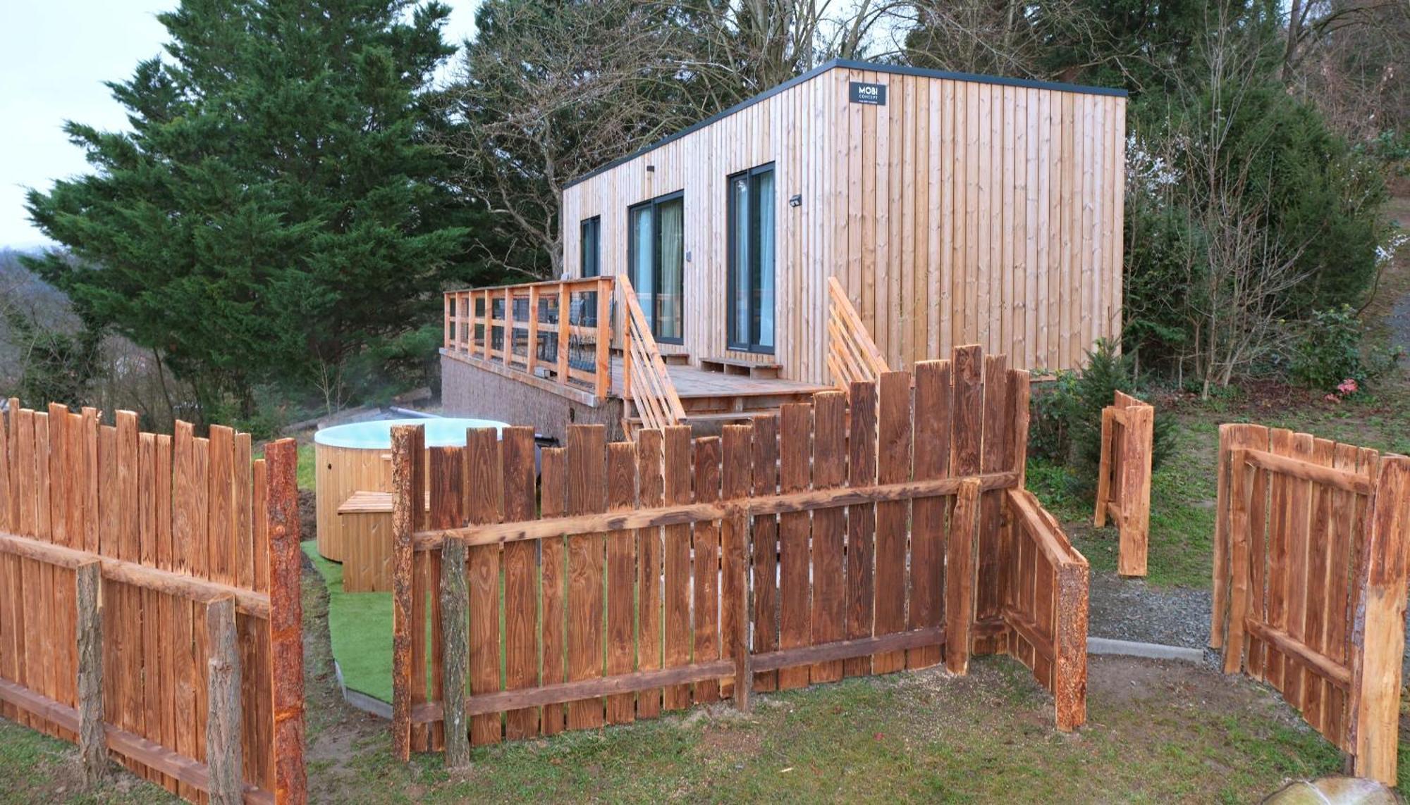 Lodges Arverne Vic-le-Comte Стая снимка